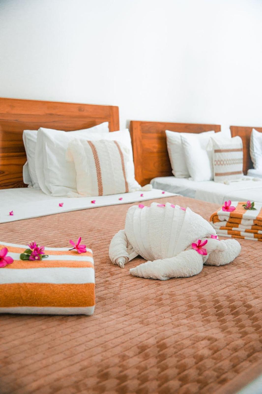 Hakuna Matata Resort Gili Islands Exterior photo